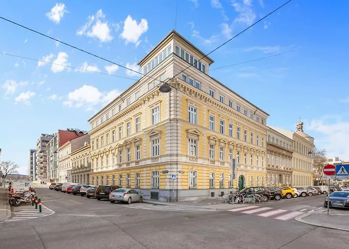 Dry Flower - 2 Bedrooms - Gym - Parking - Rooftop - New *